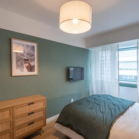 M110 Marquer Joli Proche Du Centre Et De La Gare